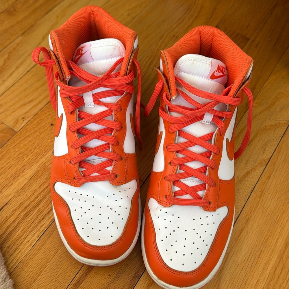 Women’s Air Jordan 1 MID